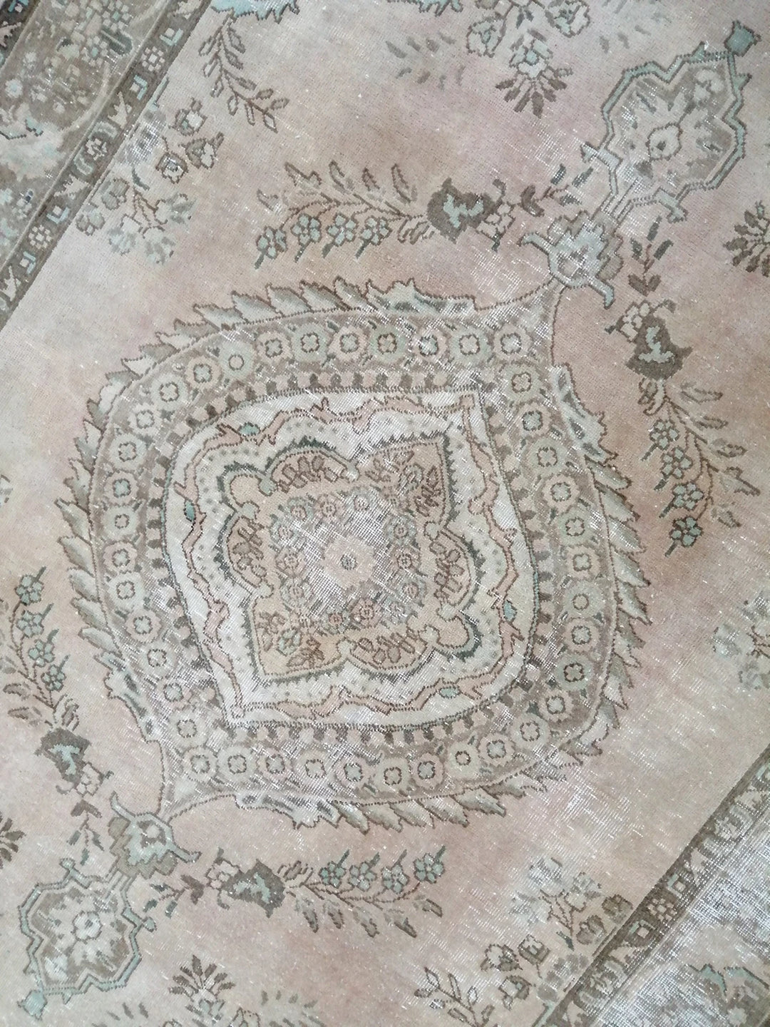 Beige Turkish Vintage Rug 6' 6" x 9' 7" Hand-Knotted | No. WR86368