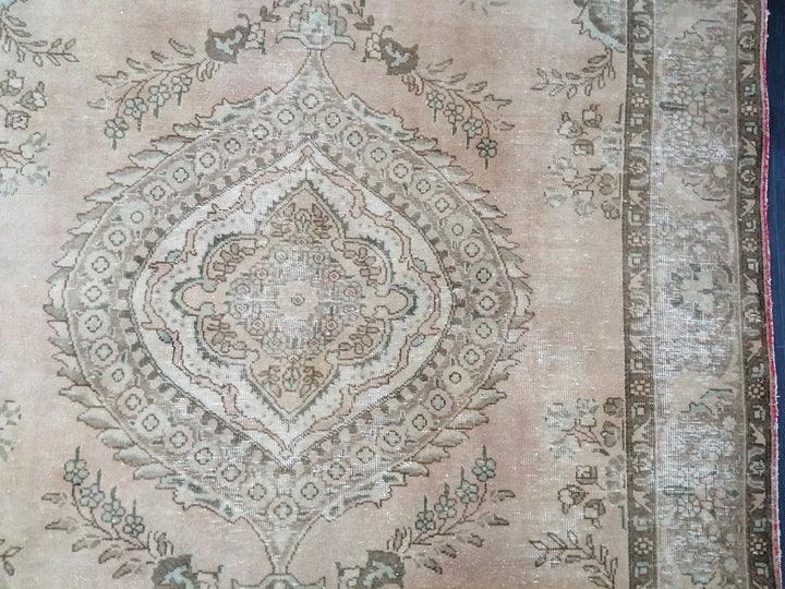 Beige Turkish Vintage Rug 6' 6" x 9' 7" Hand-Knotted | No. WR86368