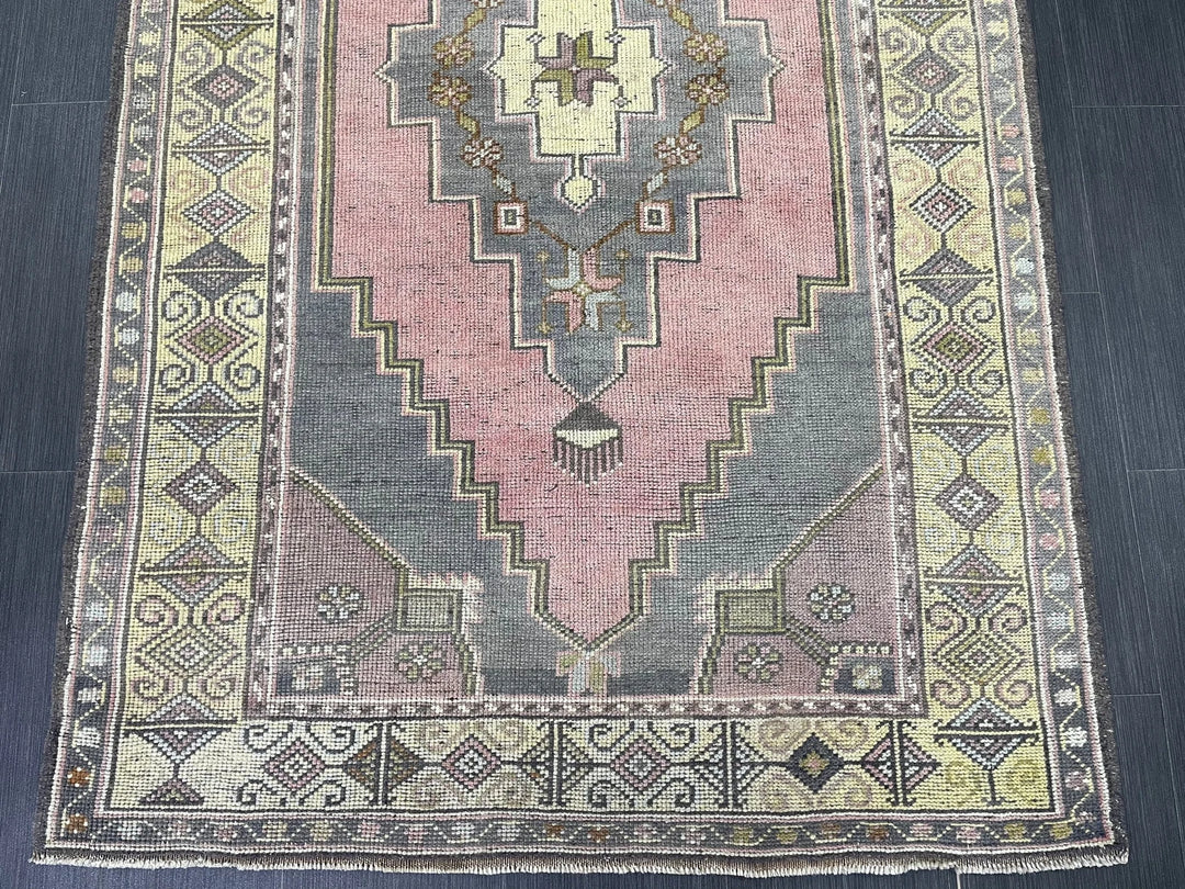 Beige Turkish Runner Rug 4' x 6' 8" Hand-Knotted | No. WR86555