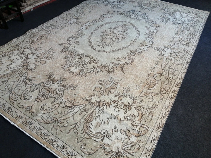 Beige Turkish Runner Rug 6' 8" x 10' 2" Hand-Knotted | No. WR86621