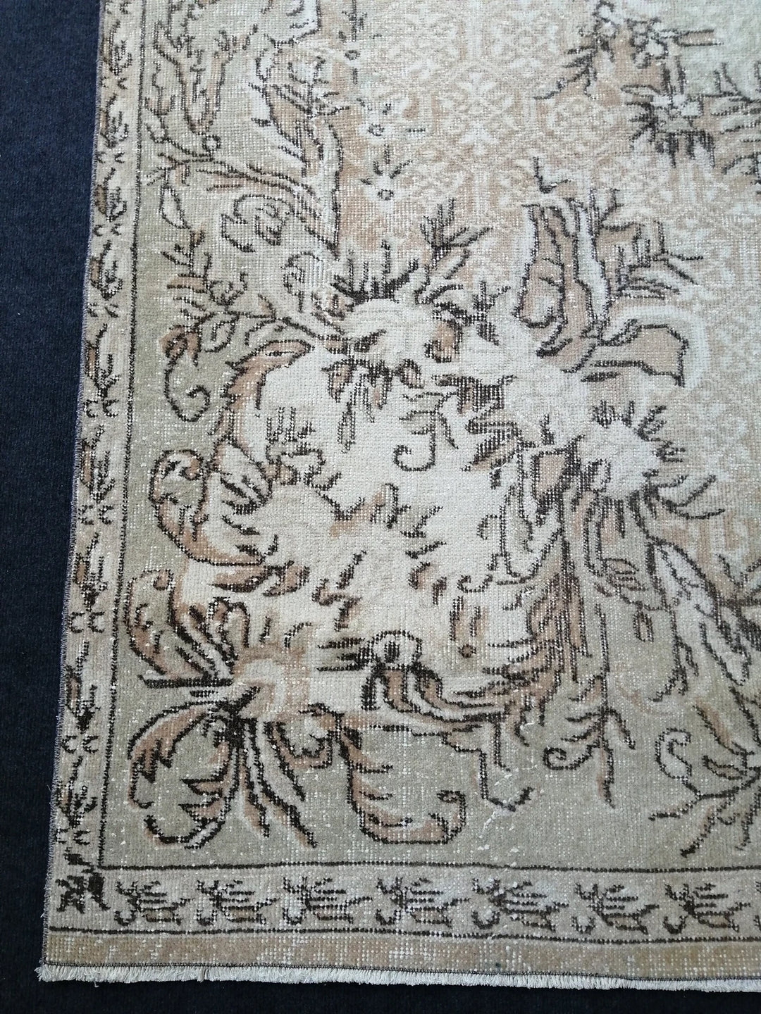 Beige Turkish Runner Rug 6' 8" x 10' 2" Hand-Knotted | No. WR86621