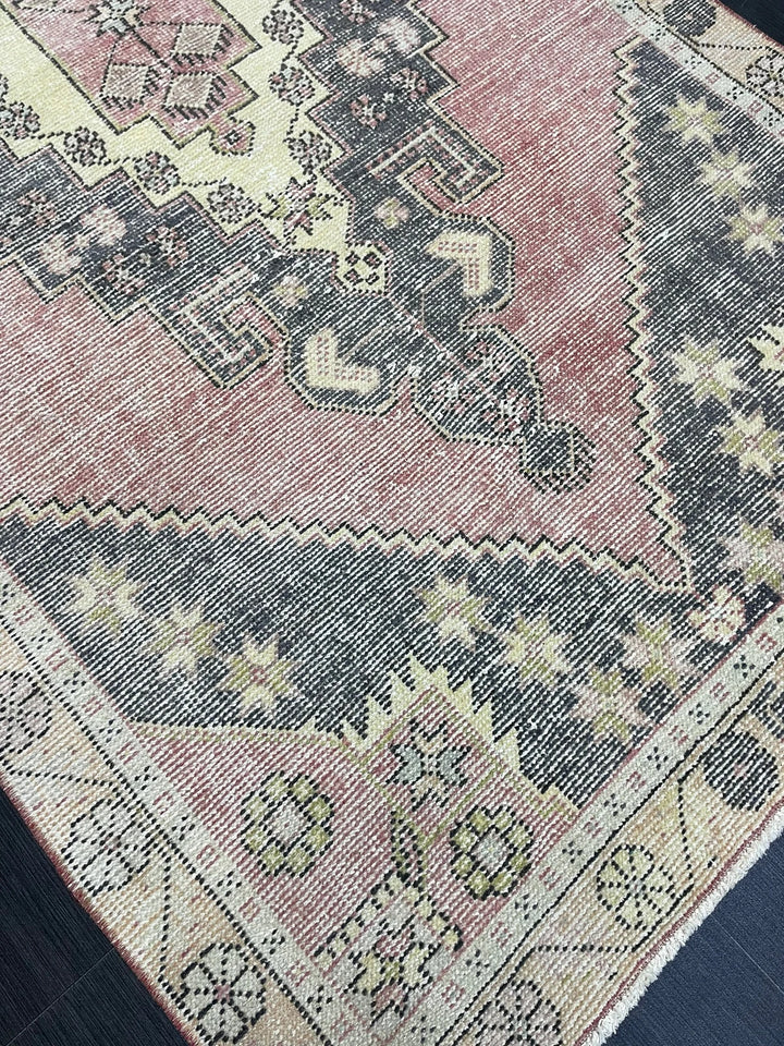 Beige Turkish Runner Rug 4' 3" x 8' 1" Hand-Knotted | No. WR88237
