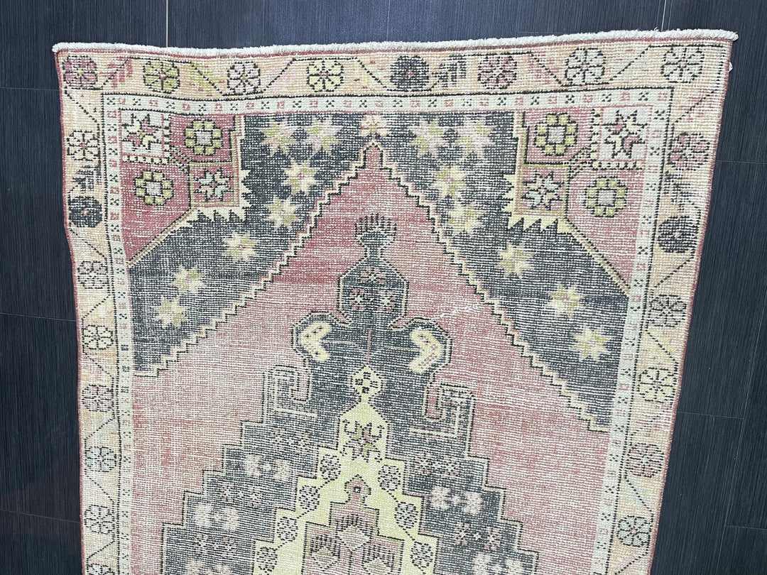 Beige Turkish Runner Rug 4' 3" x 8' 1" Hand-Knotted | No. WR88237