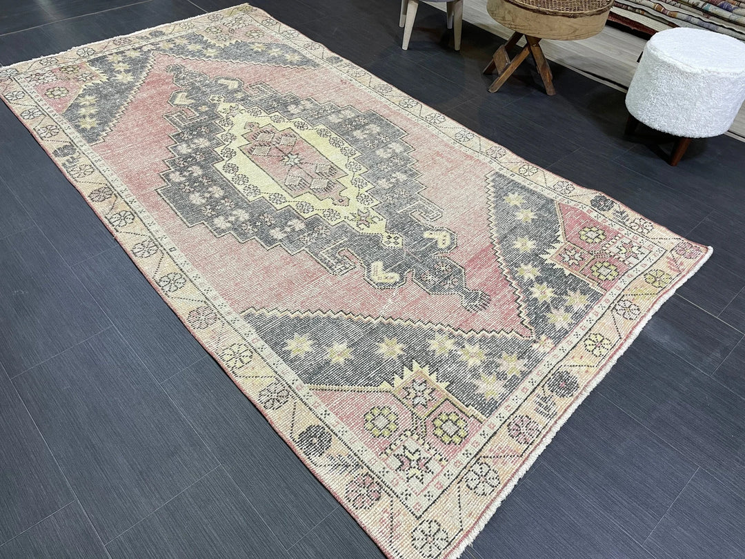 Beige Turkish Runner Rug 4' 3" x 8' 1" Hand-Knotted | No. WR88237