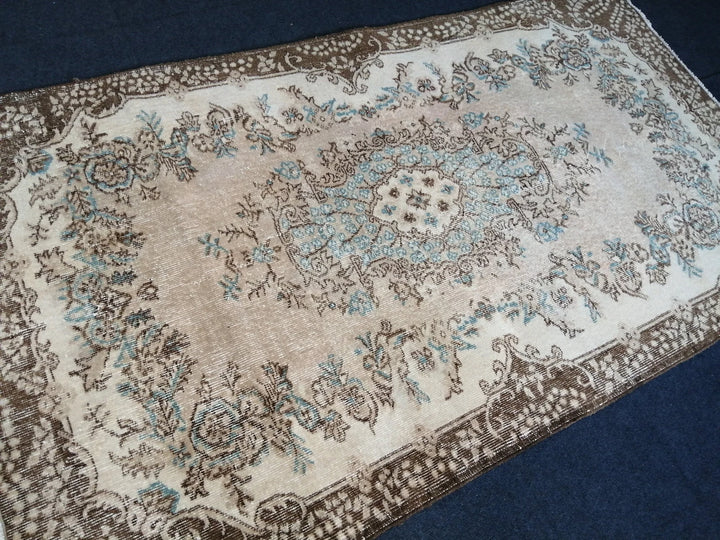Beige Turkish Runner Rug 4' x 7' Hand-Knotted | No. WR88370
