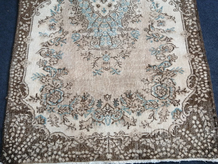 Beige Turkish Runner Rug 4' x 7' Hand-Knotted | No. WR88370