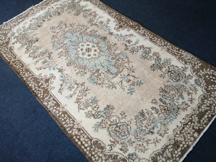 Beige Turkish Runner Rug 4' x 7' Hand-Knotted | No. WR88370