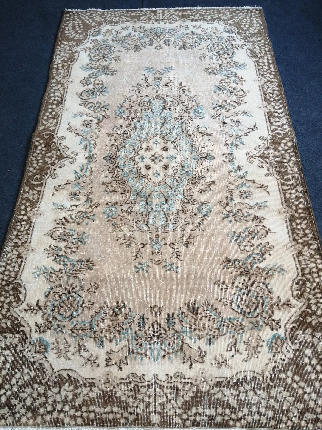 Beige Turkish Runner Rug 4' x 7' Hand-Knotted | No. WR88370