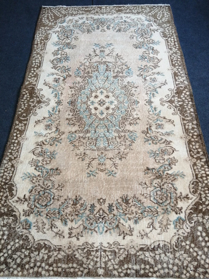 Beige Turkish Runner Rug 4' x 7' Hand-Knotted | No. WR88370