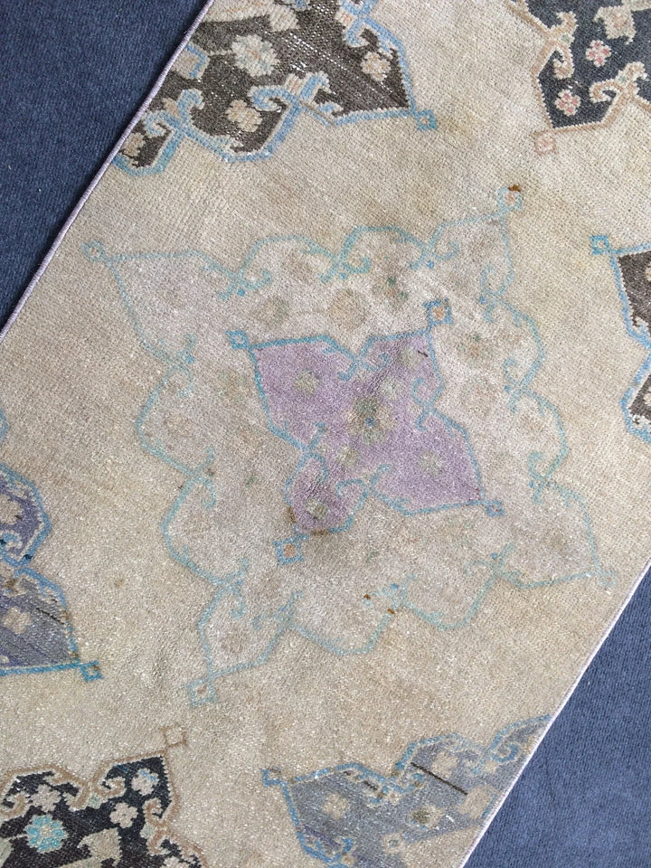 Beige Turkish Runner Rug 2' 8" x 13' 6" Hand-Knotted | No. WR88691