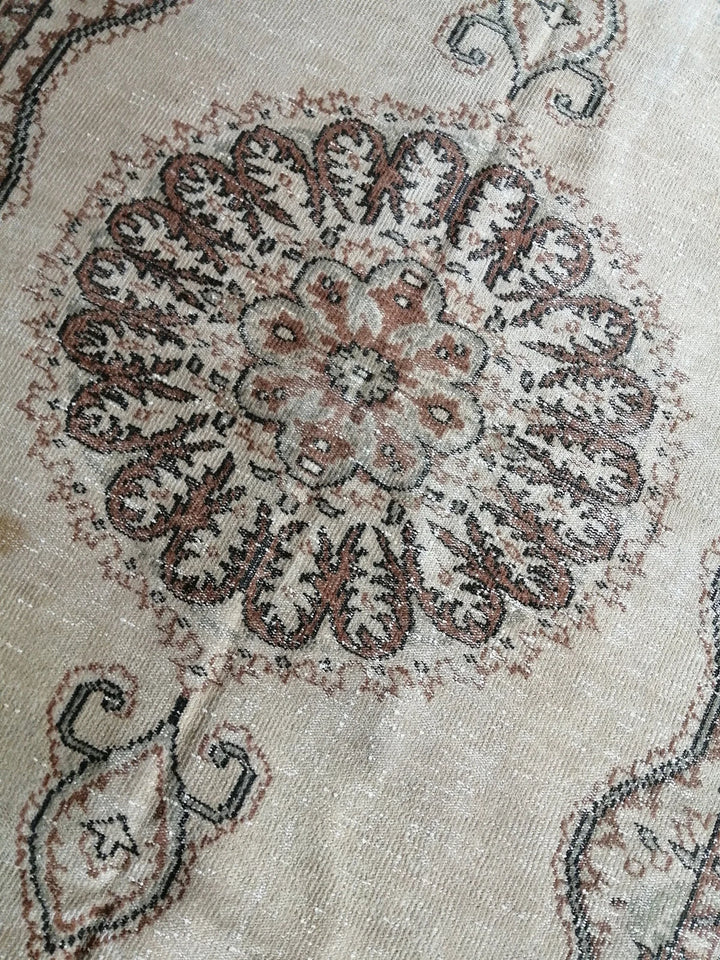 Beige Turkish Runner Rug 5' 6" x 9' 10" Hand-Knotted | No. WR88788