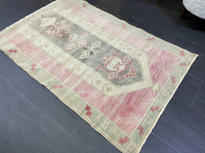 Beige Turkish Runner Rug 2' 7" x 3' 10" Hand-Knotted | No. WR88927