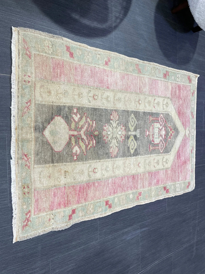 Beige Turkish Runner Rug 2' 7" x 3' 10" Hand-Knotted | No. WR88927