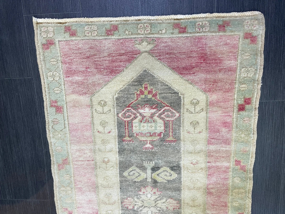 Beige Turkish Runner Rug 2' 7" x 3' 10" Hand-Knotted | No. WR88927