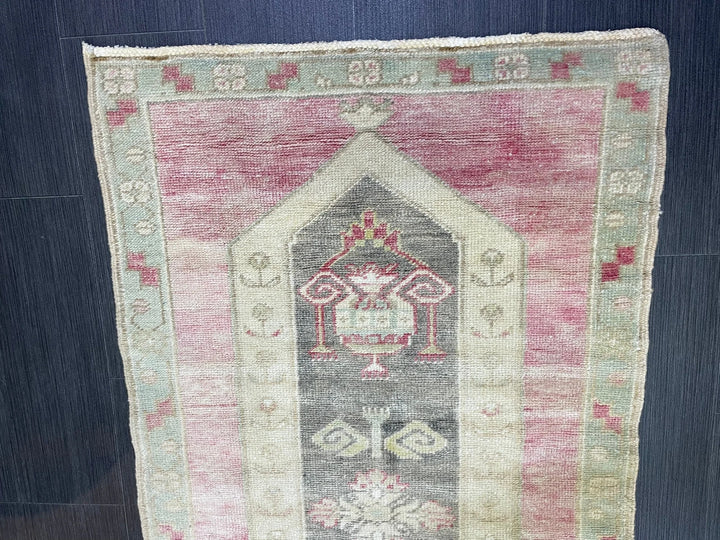 Beige Turkish Runner Rug 2' 7" x 3' 10" Hand-Knotted | No. WR88927