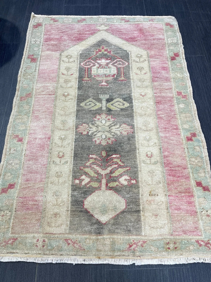 Beige Turkish Runner Rug 2' 7" x 3' 10" Hand-Knotted | No. WR88927