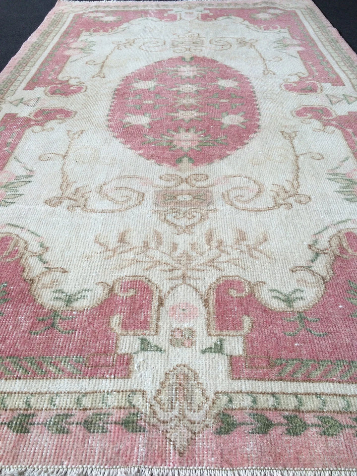 Pink Turkish Oushak Rug Hand-Knotted | No. WR89157