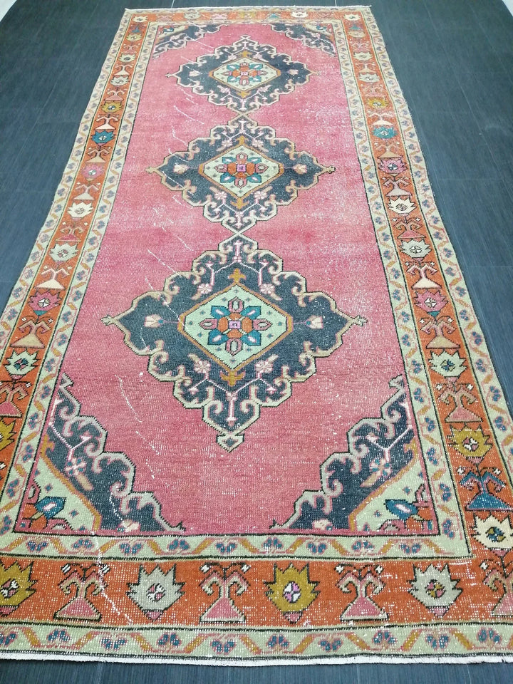 Beige Turkish Runner Rug 4' 9" x 10' 10" Hand-Knotted | No. WR89720