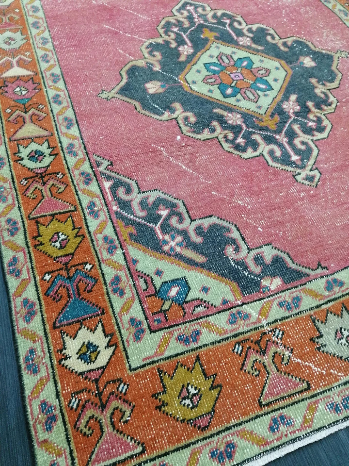 Beige Turkish Runner Rug 4' 9" x 10' 10" Hand-Knotted | No. WR89720