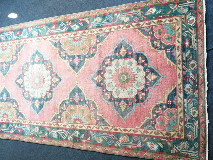 Beige Turkish Runner Rug 4' 8" x 11' 6" Hand-Knotted | No. WR90670