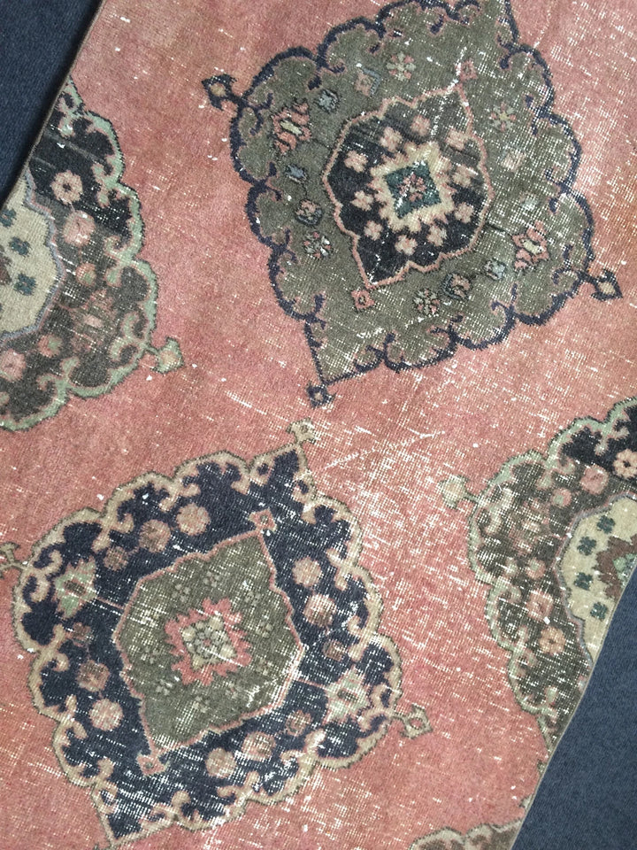Turkish Runner Rug 3' 4" x 8' 7" Hand-Knotted | No. WR91098