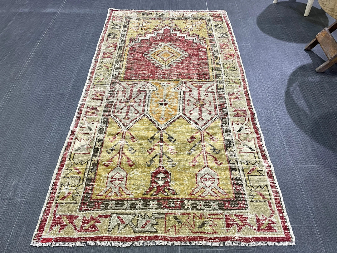 Red Turkish Vintage Rug 2' 6" x 4' 8" Hand-Knotted | No. WR91384