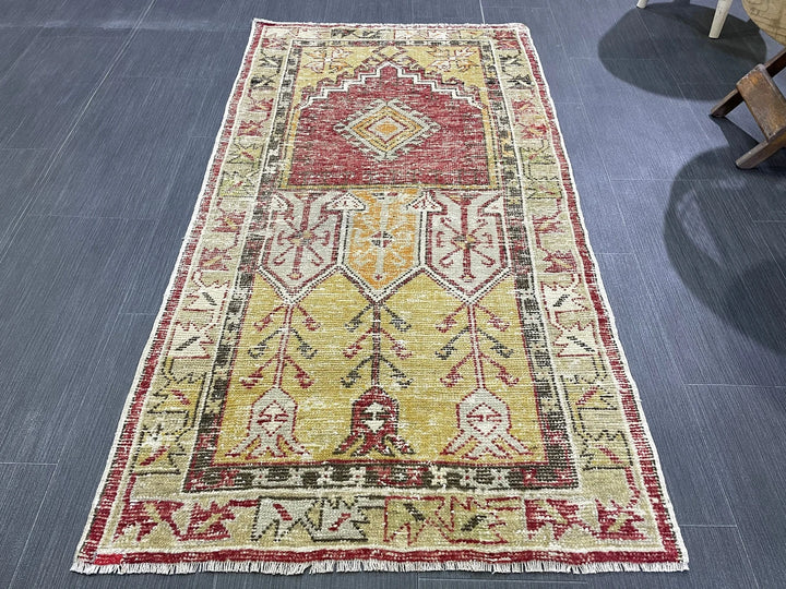 Red Turkish Vintage Rug 2' 6" x 4' 8" Hand-Knotted | No. WR91384