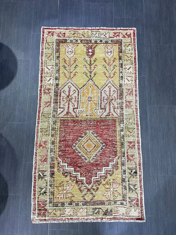 Red Turkish Vintage Rug 2' 6" x 4' 8" Hand-Knotted | No. WR91384