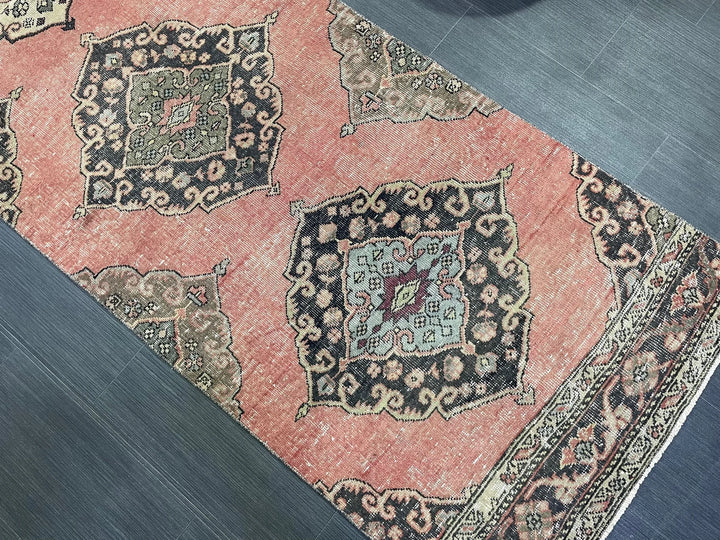 Turkish Runner Rug 2' 9" x 11' 6" Hand-Knotted | No. WR92034