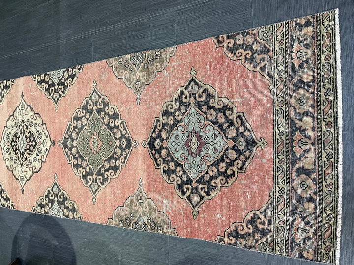 Turkish Runner Rug 2' 9" x 11' 6" Hand-Knotted | No. WR92034