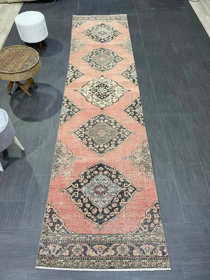 Turkish Runner Rug 2' 9" x 11' 6" Hand-Knotted | No. WR92034