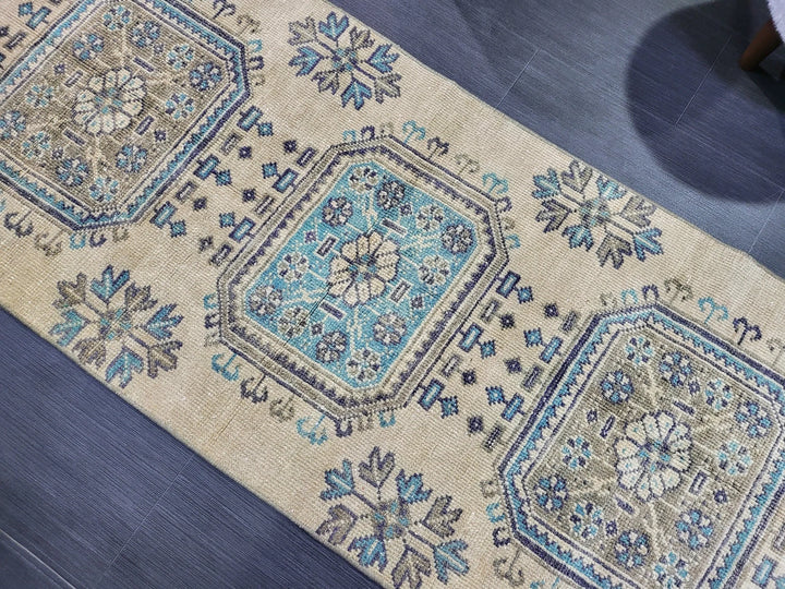 Beige Turkish Runner Rug 2' 6" x 11' 2" Hand-Knotted | No. WR92166