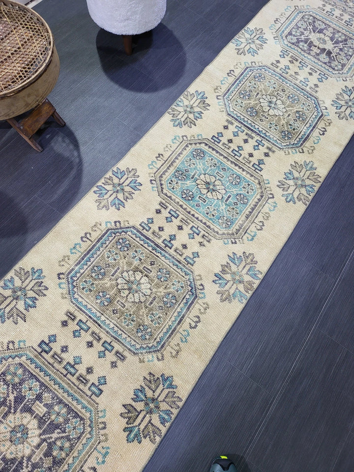 Beige Turkish Runner Rug 2' 6" x 11' 2" Hand-Knotted | No. WR92166