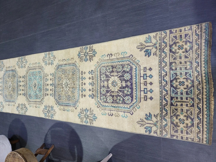 Beige Turkish Runner Rug 2' 6" x 11' 2" Hand-Knotted | No. WR92166