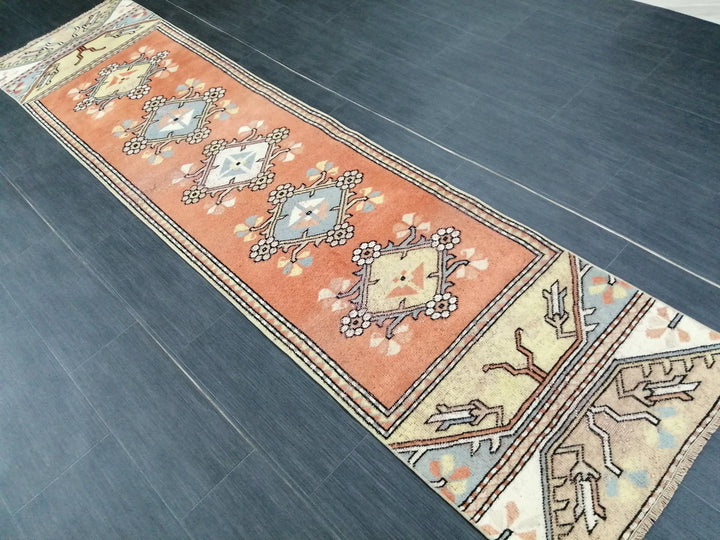 Turkish Runner Rug 2' 2" x 8' 11" Hand-Knotted | No. WR92175