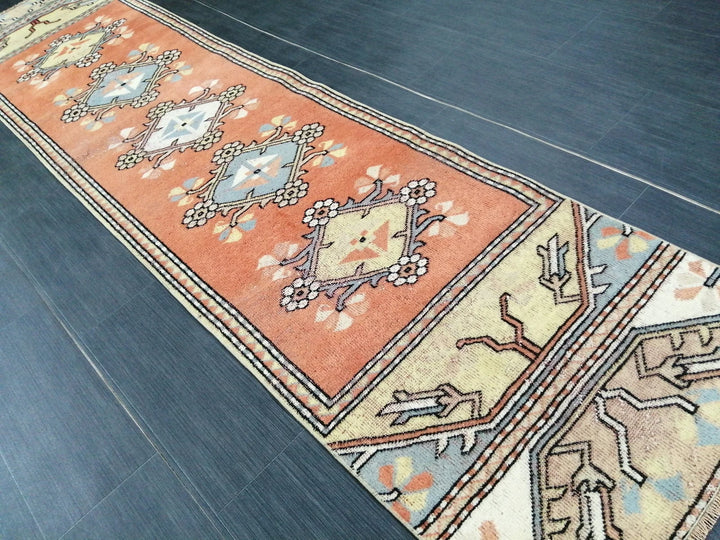Turkish Runner Rug 2' 2" x 8' 11" Hand-Knotted | No. WR92175