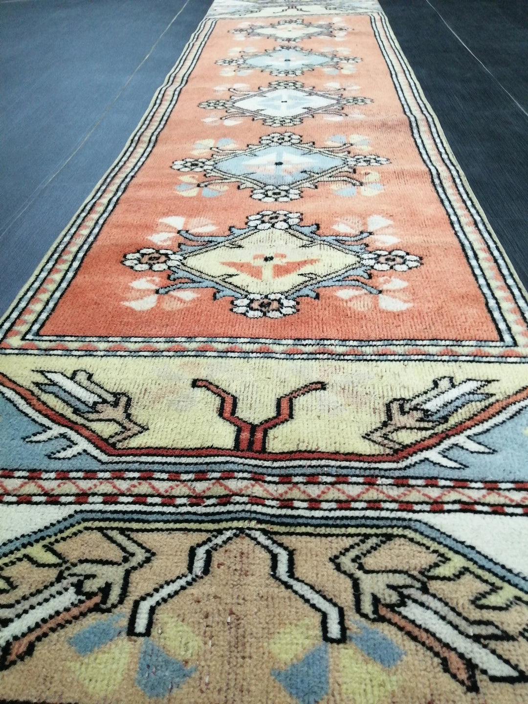 Turkish Runner Rug 2' 2" x 8' 11" Hand-Knotted | No. WR92175