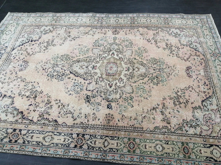 Cream Turkish Runner Rug 7' x 10' 3" Hand-Knotted | No. WR92716