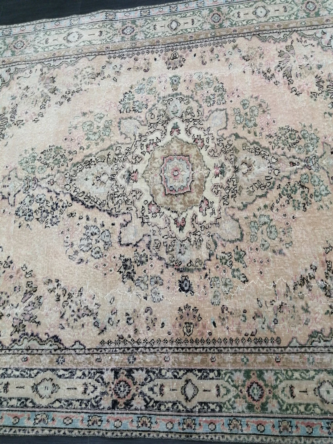 Cream Turkish Runner Rug 7' x 10' 3" Hand-Knotted | No. WR92716