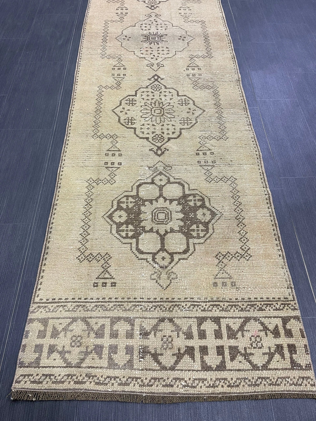 Turkish Runner Rug 2' 9" x 11' 8" Hand-Knotted | No. WR93183