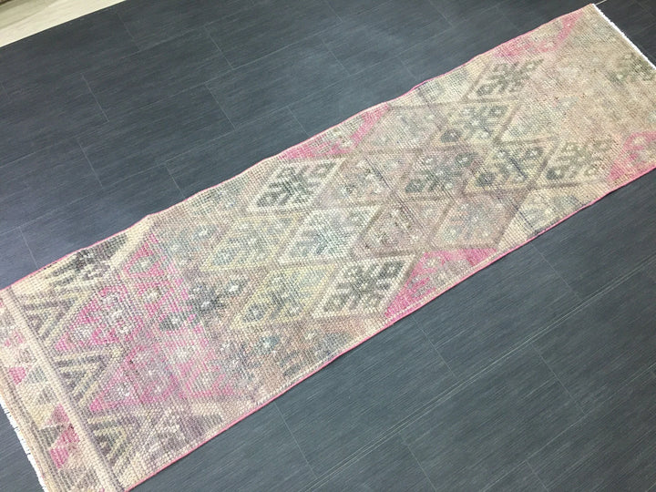 Turkish Runner Rug 2' 4" x 8' 6" Hand-Knotted | No. WR93550