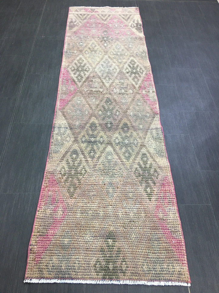 Turkish Runner Rug 2' 4" x 8' 6" Hand-Knotted | No. WR93550