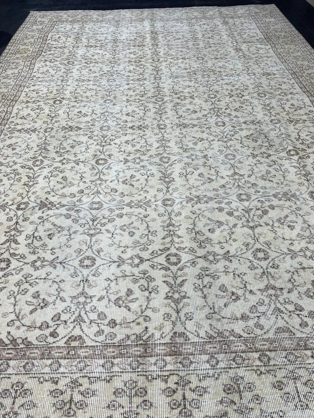 Turkish Runner Rug 6' 10" x 10' 1" Hand-Knotted | No. WR94224