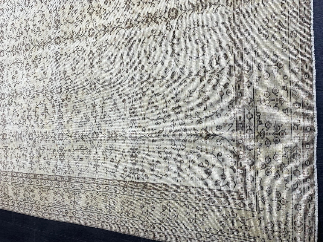 Turkish Runner Rug 6' 10" x 10' 1" Hand-Knotted | No. WR94224