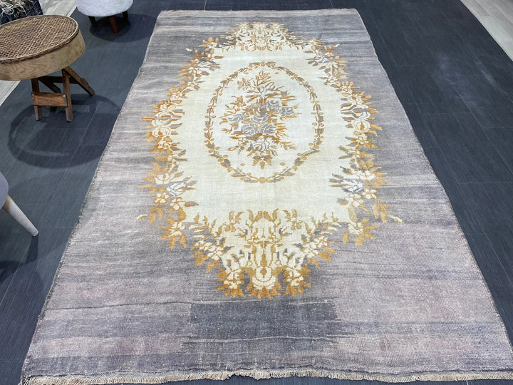 Grey Turkish Runner Rug 4' 9" x 8' 6" Hand-Knotted | No. WR94579