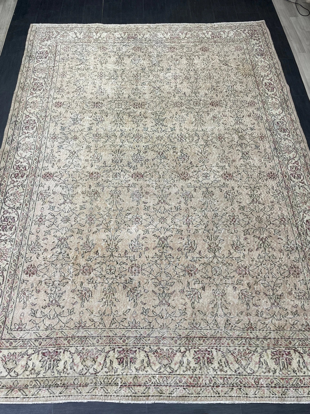 Pink Turkish Runner Rug 8' 2" x 11' 4" Hand-Knotted | No. WR95145