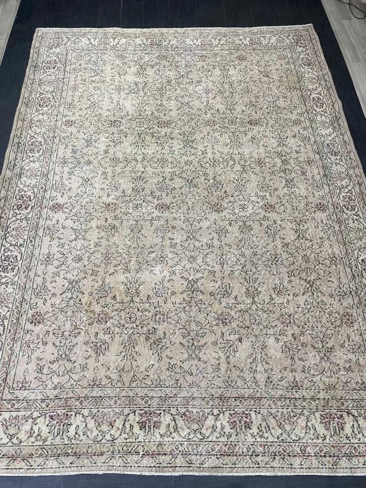 Pink Turkish Runner Rug 8' 2" x 11' 4" Hand-Knotted | No. WR95145
