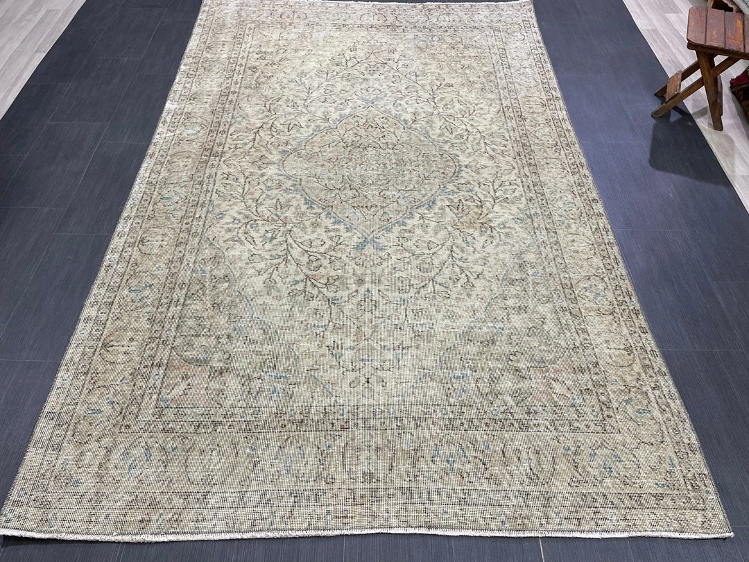 Rust Turkish Runner Rug 5' 7" x 8' 10" Hand-Knotted | No. WR95923