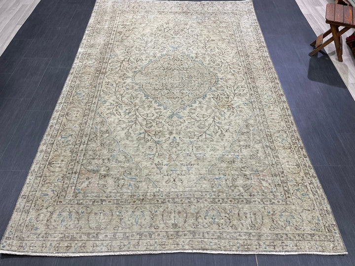 Rust Turkish Runner Rug 5' 7" x 8' 10" Hand-Knotted | No. WR95923