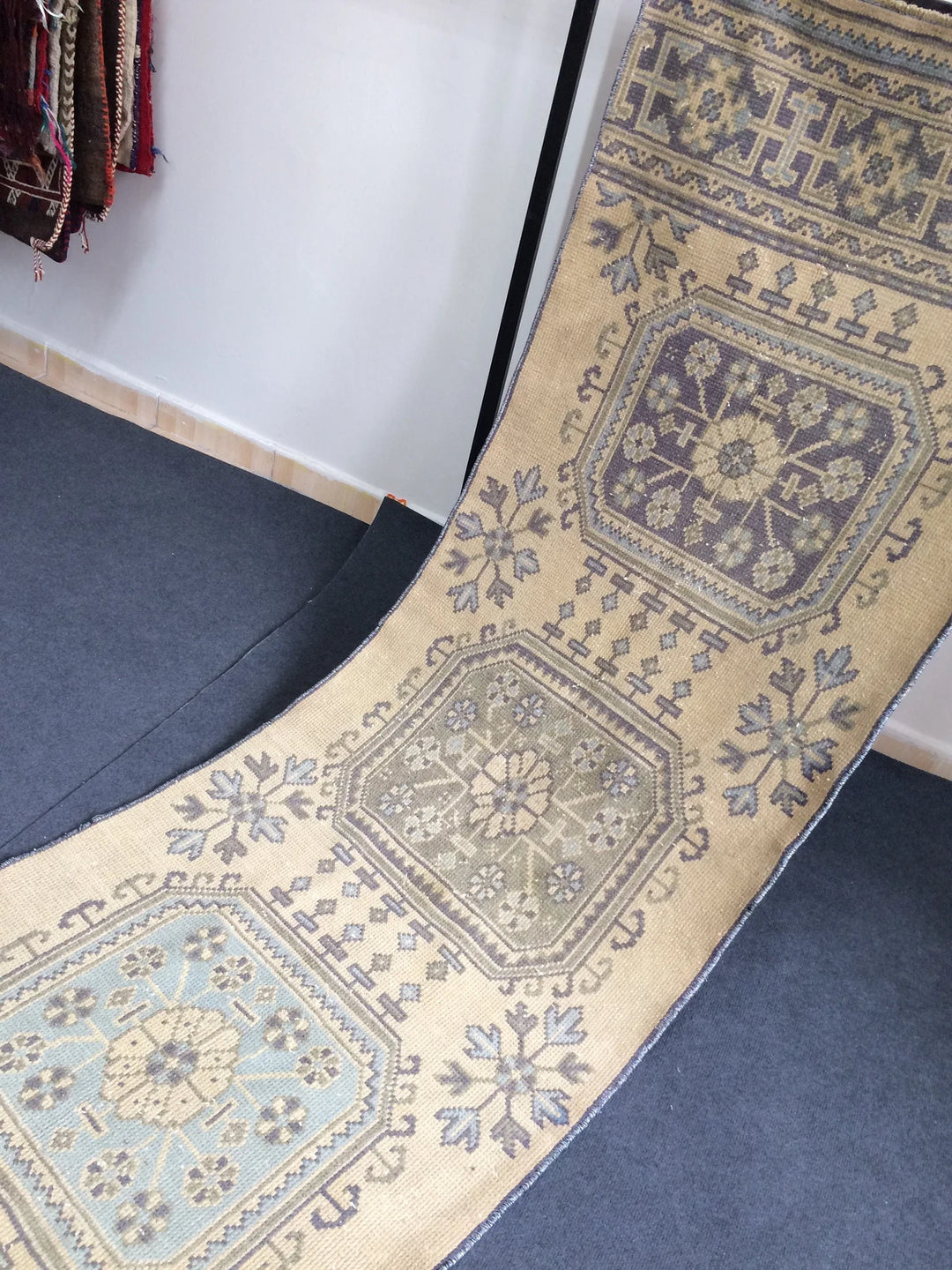 Beige Turkish Runner Rug 8' x 12' Hand-Knotted | No. WR96017